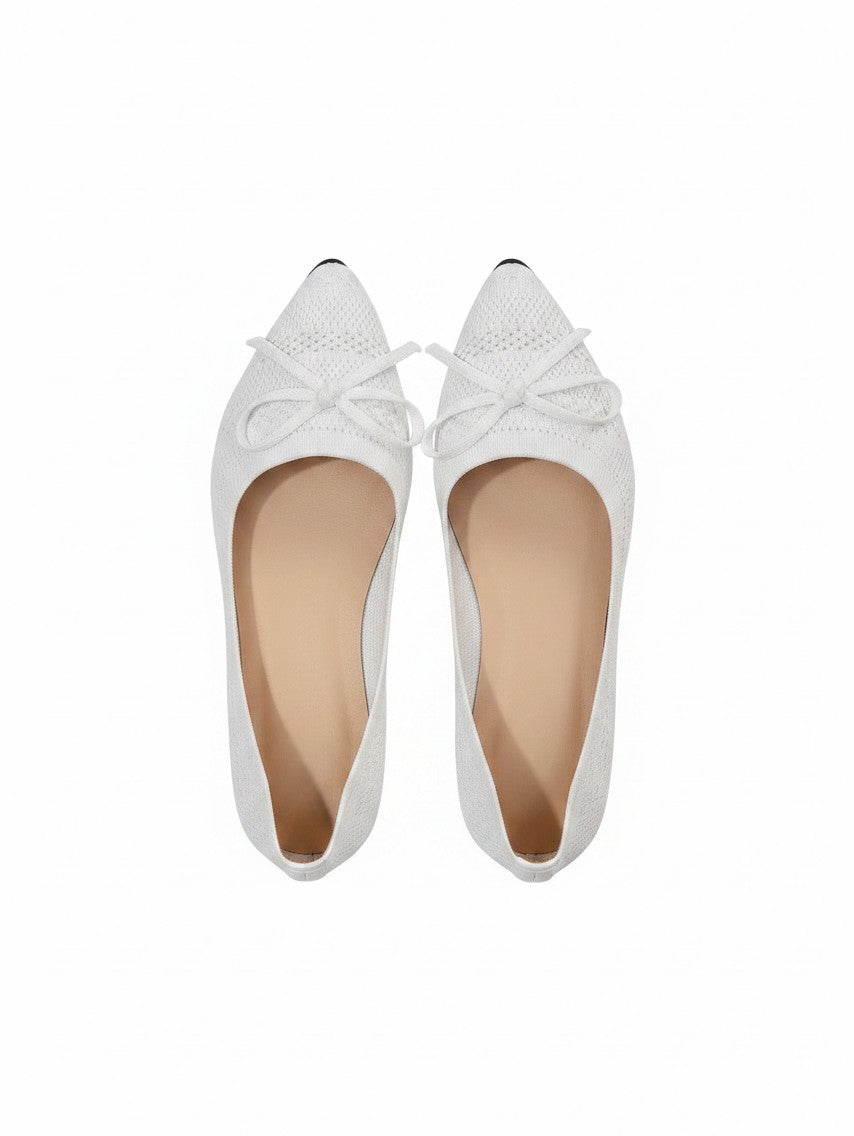 Swiftpick shop white pointed-toe knitted loafers featuring a delicate bow detail and flexible stretch-knit fabric.